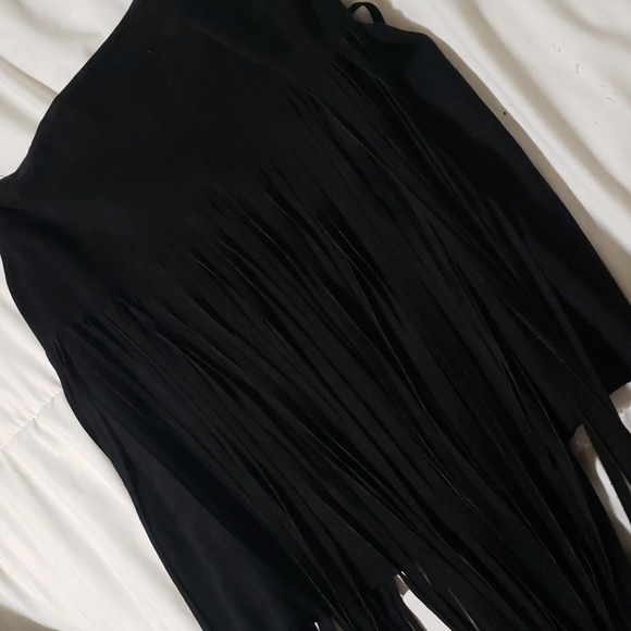 Cowgirl Justice black fringe skirt. - Picture 6 of 6